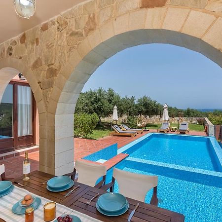 Villa Katerina With Eco Heated Pool Szpiliá Kültér fotó